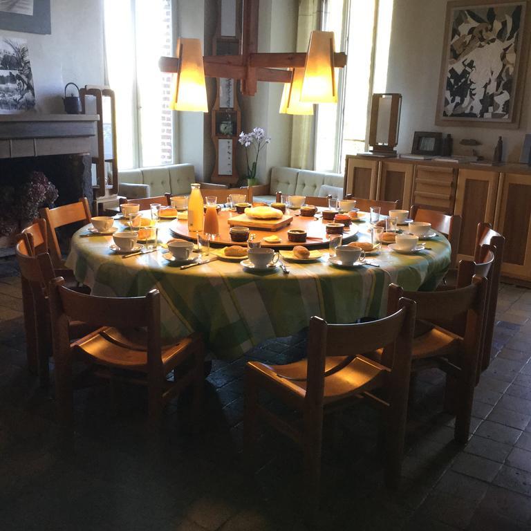 Carrefour De L'Ormeau Bed & Breakfast Mondoubleau Exterior photo